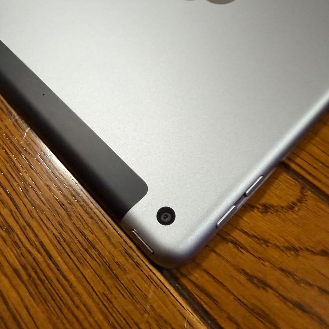 3姉妹mamaiPad 第6世代 32GB グレー