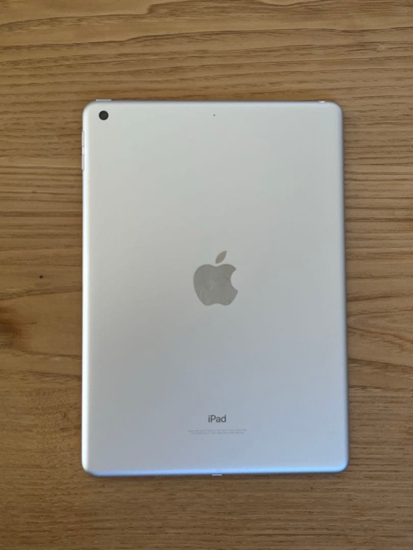 Apple iPad 6th 32GB Wi-Fi 9.7インチ シルバー 本体