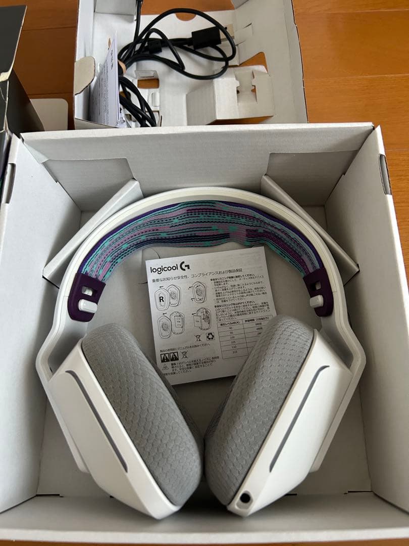 Logitech G733 ワイヤレスゲーミングヘッドセット