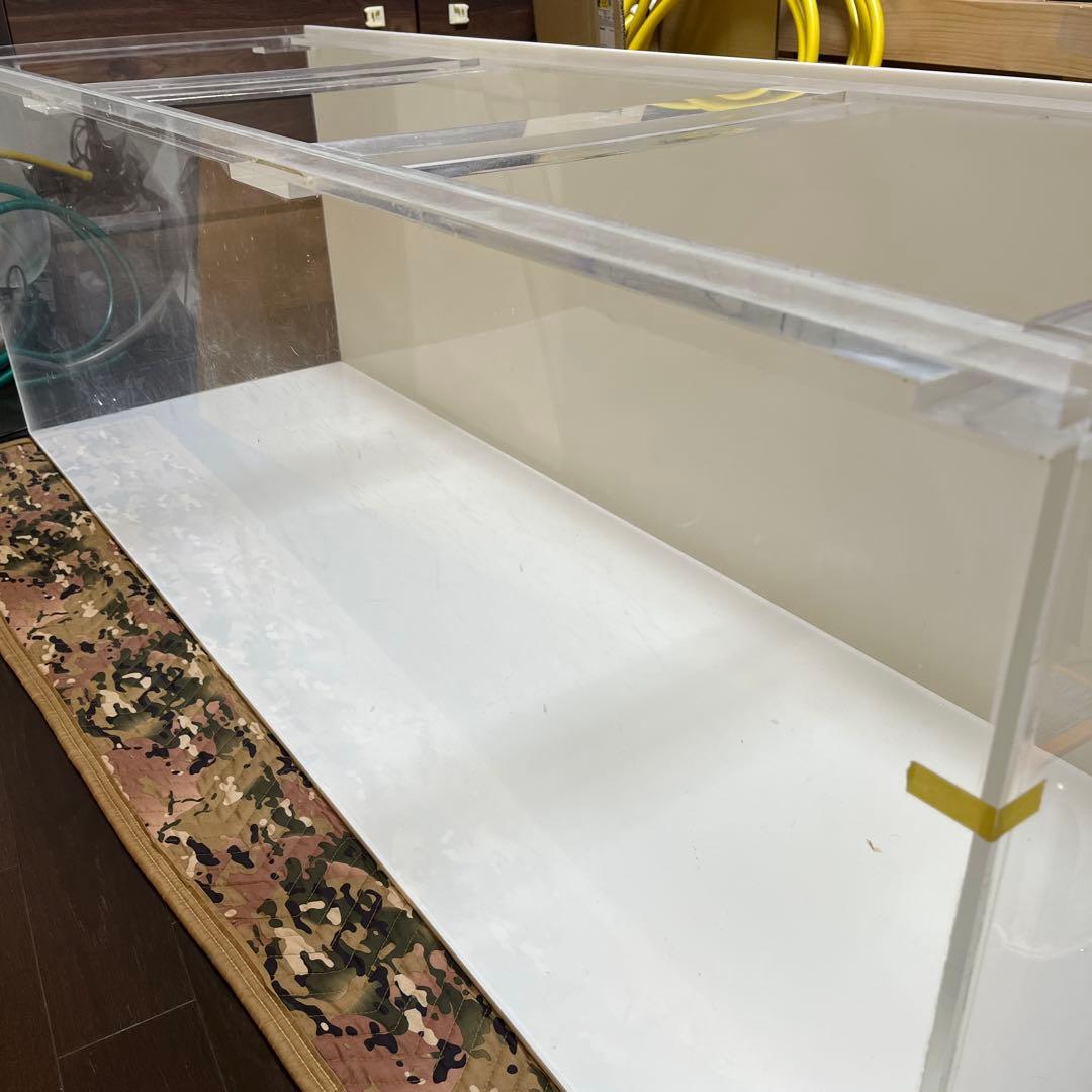 引き取り限定！アクリル水槽、背面、底面白1800✖︎600✖︎600上部濾過セット