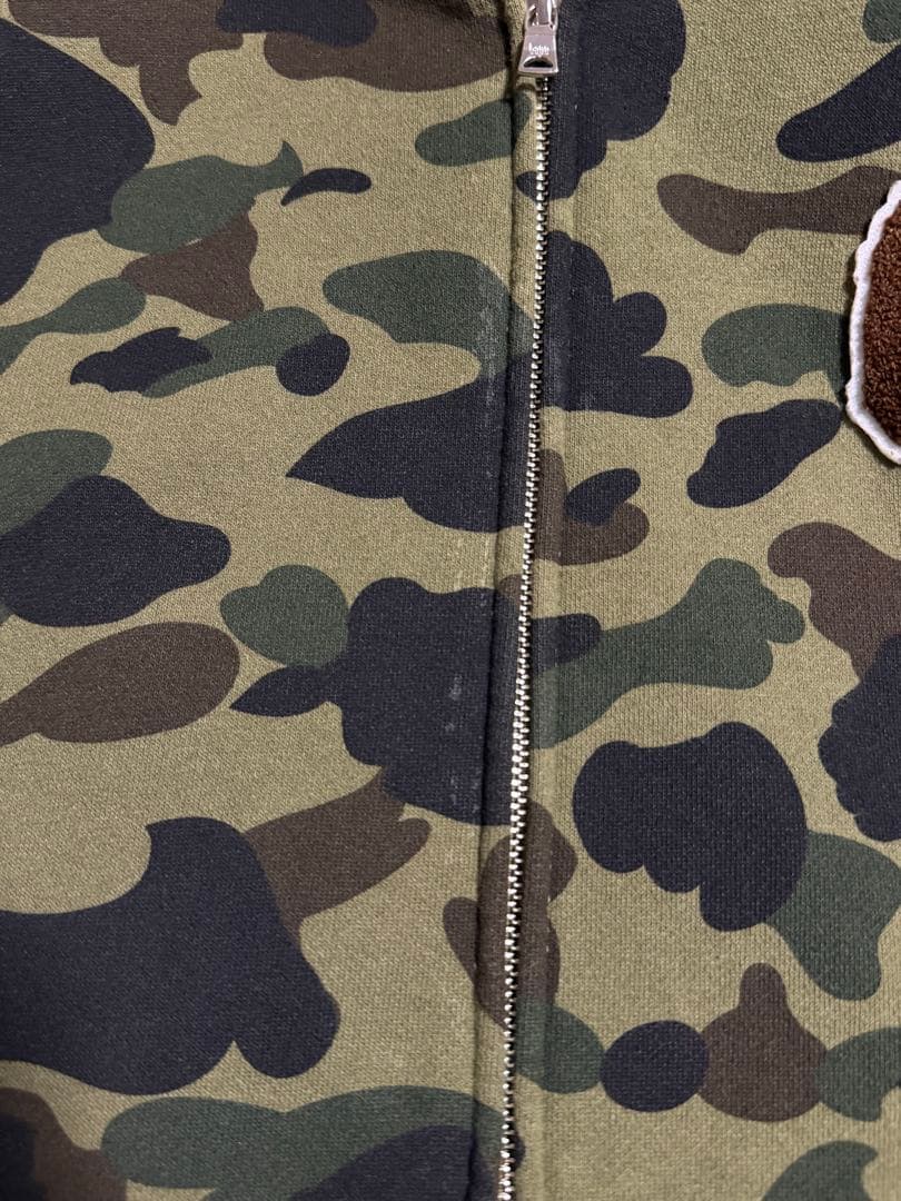 ape 迷彩　フード付きパーカー