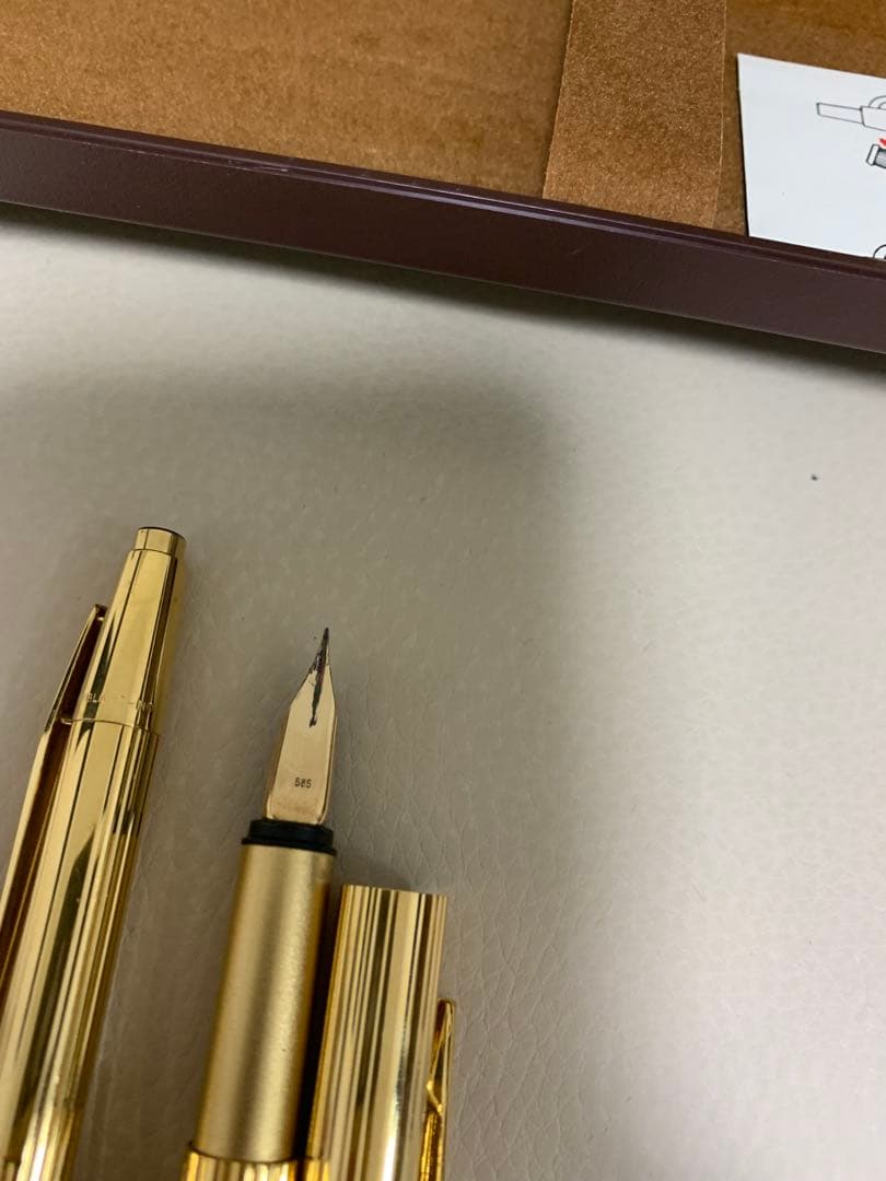 MONTBLANC ゴールド万年筆、ボールペンセット　585