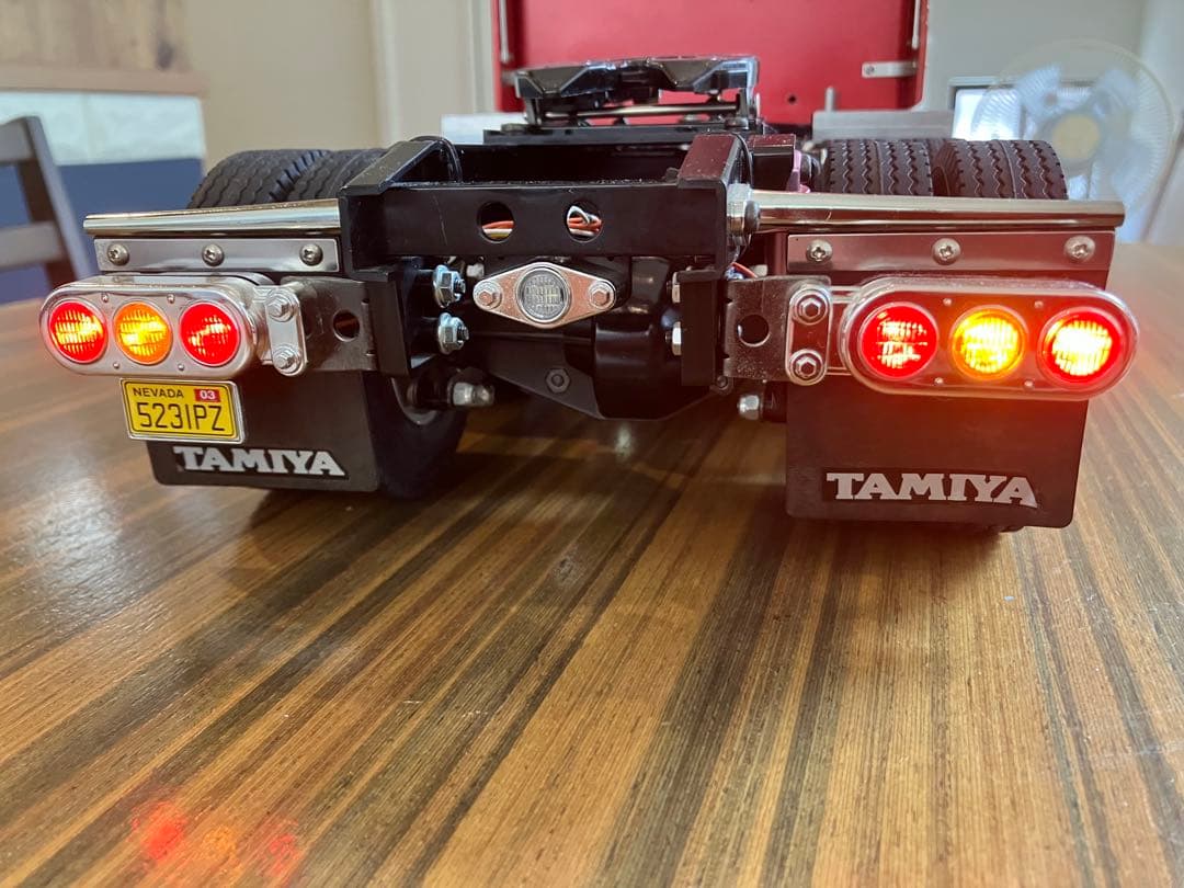 タミヤ 1/14 ナイトハウラーフルオペ