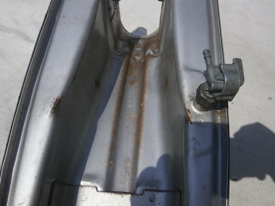 ガソリンタンク