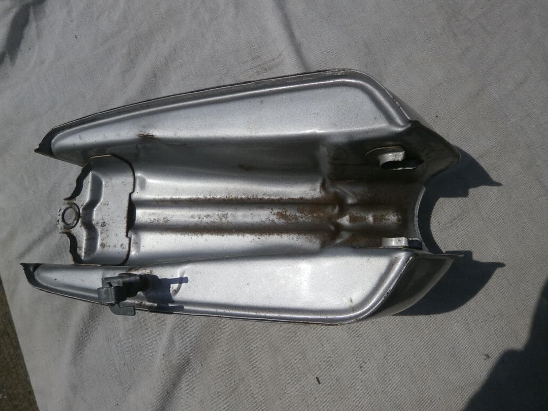 ガソリンタンク