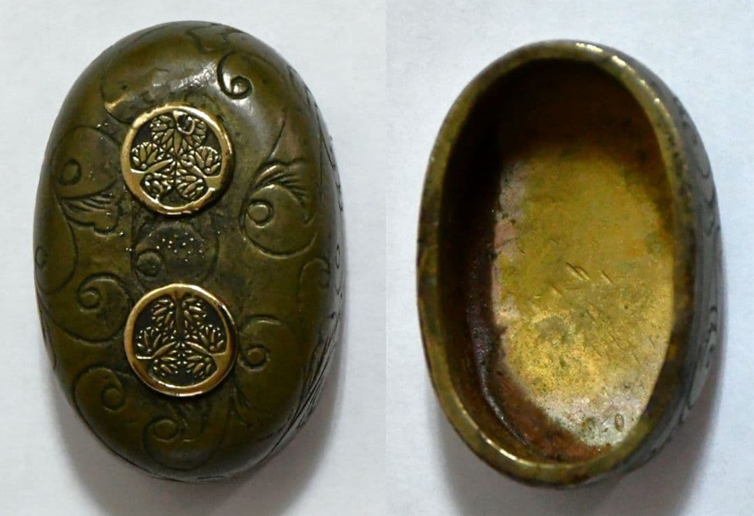 縁頭　薩摩金具　葵図　無銘