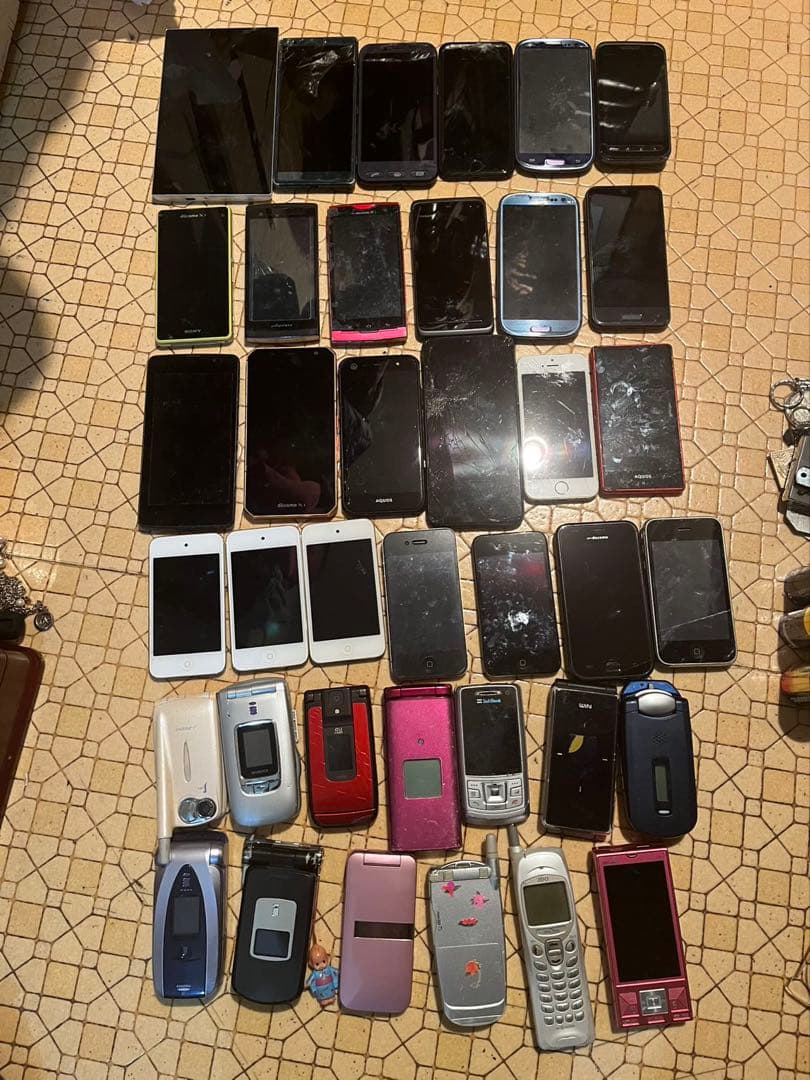 スマートフォン・携帯電話多数セットジャンク品