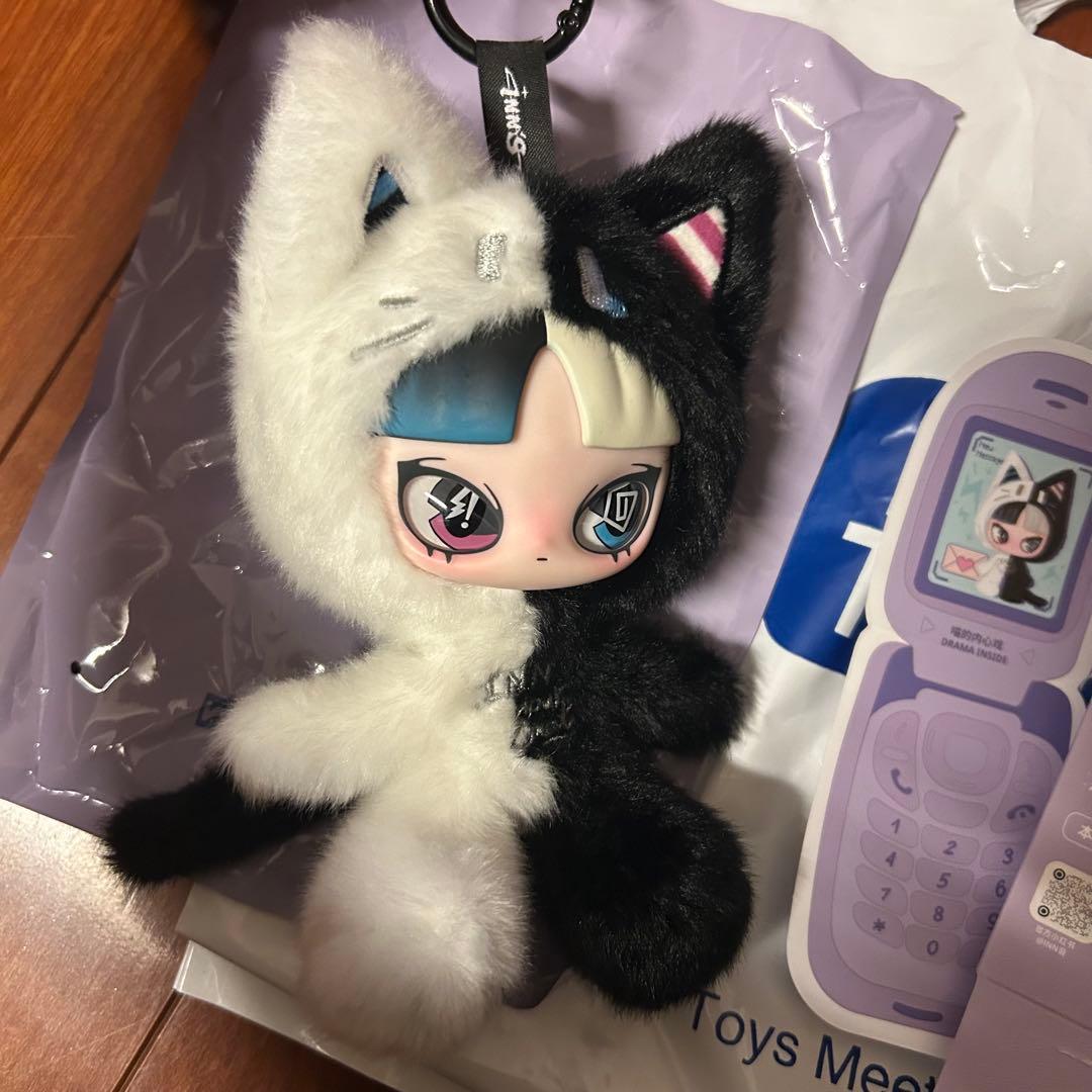 【シークレット】INN音　Eat Inn Your Chat ツメチャット