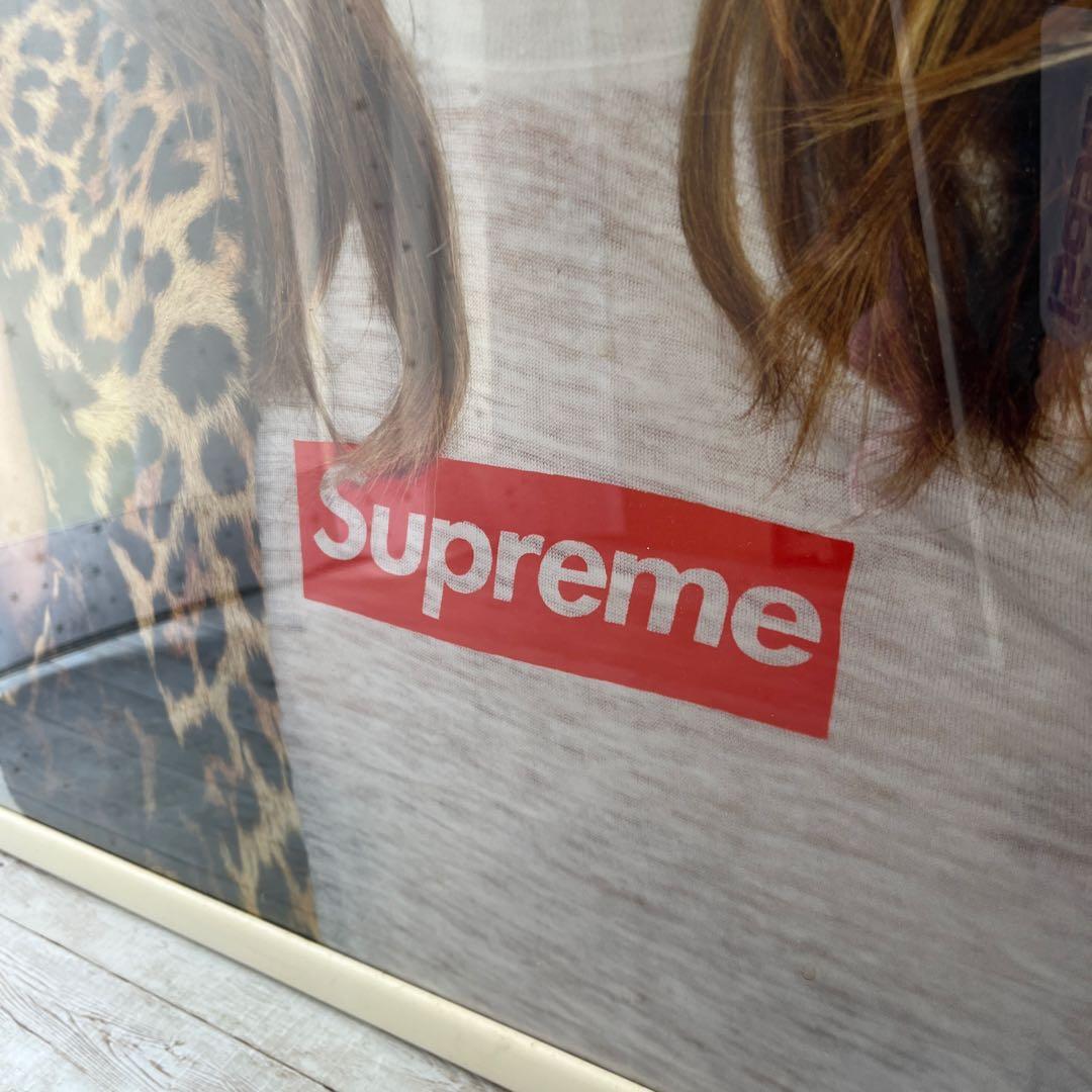 ケイト・モス　supreme フレーム付き　ポスター✨