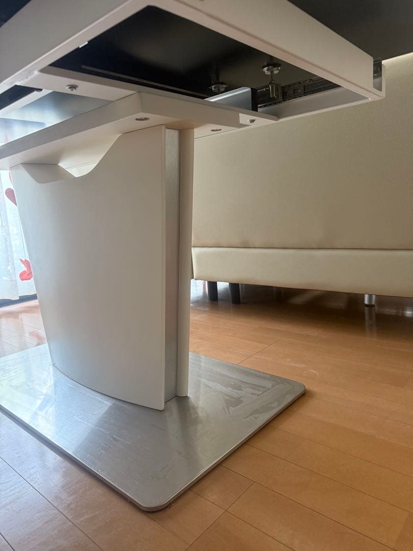 ホワイト 伸縮式テーブル 大理石風 椅子4点セット