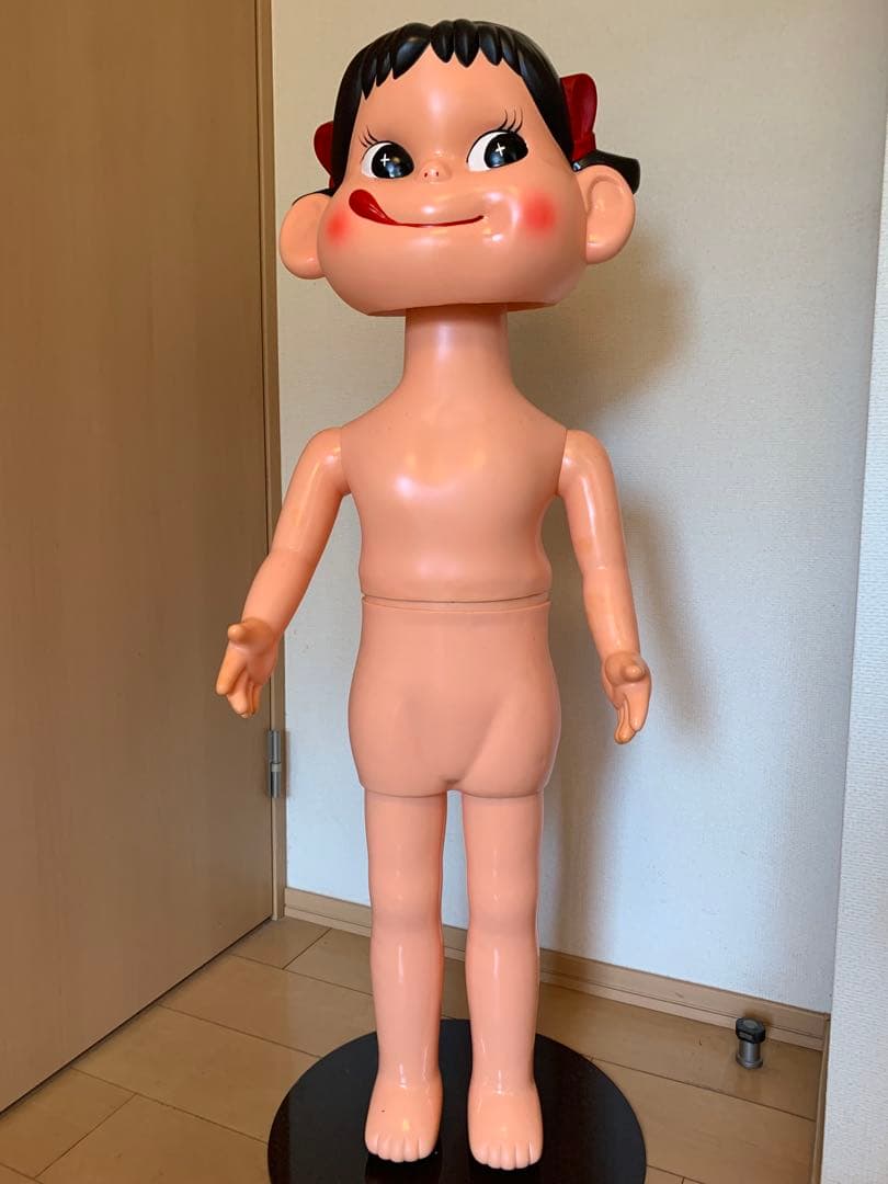 等身大店頭ペコちゃん人形（晴れ着）