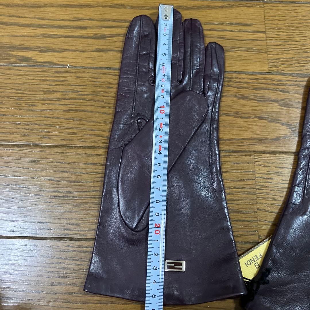 FENDI パープル レザー手袋
