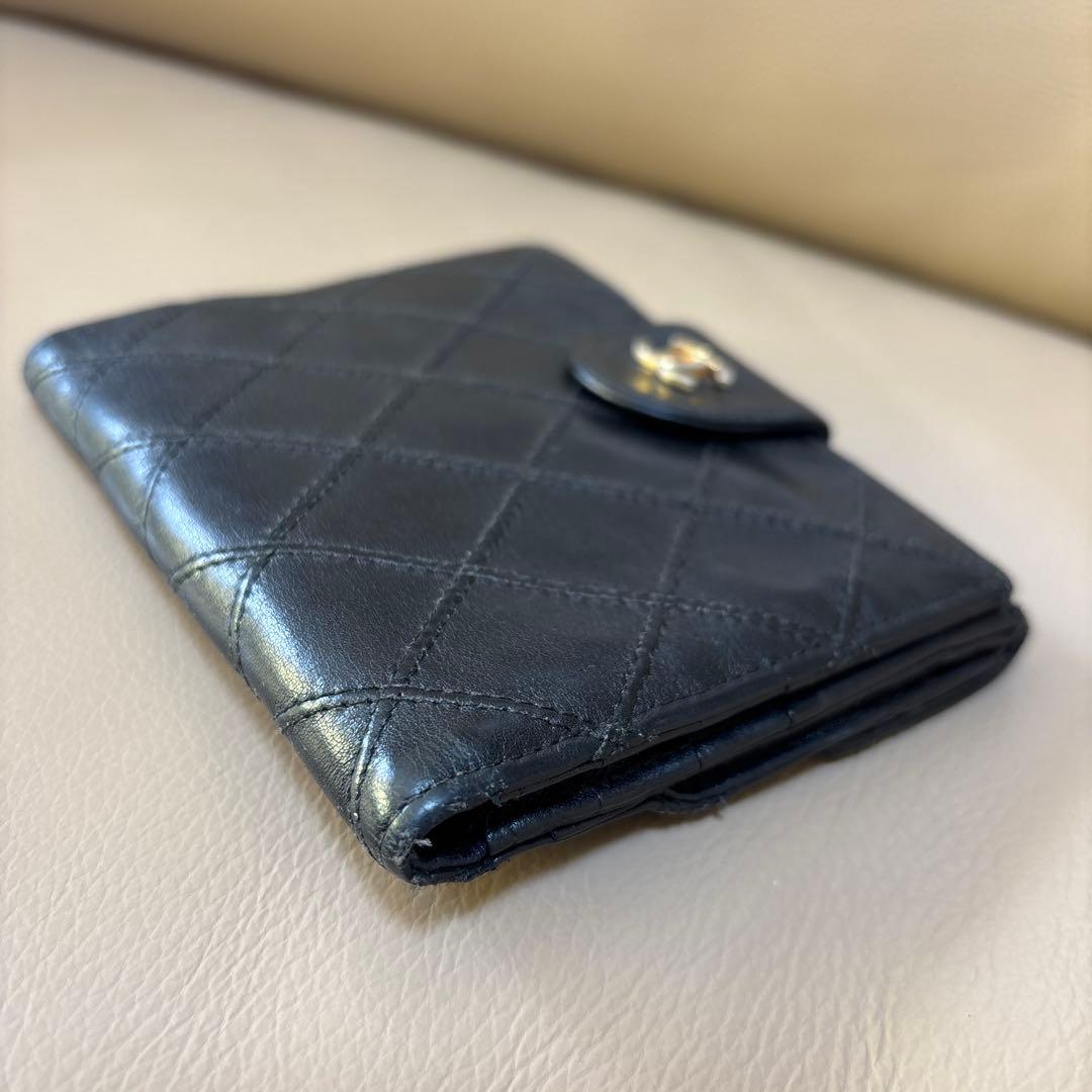 本物・正規品　CHANEL ビコローレ ラムスキン 二つ折り財布 Wホック