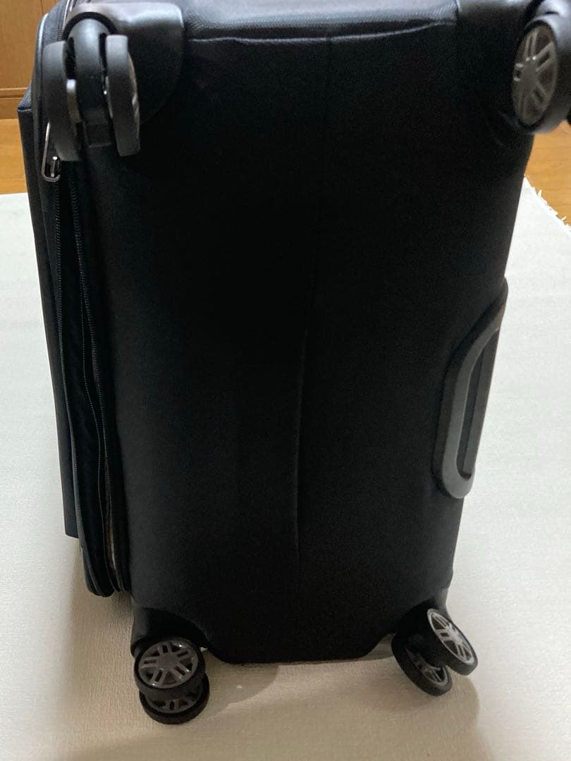 軽量　スーツケース サムソナイト AIREA アイレア・スピナー78 EXP