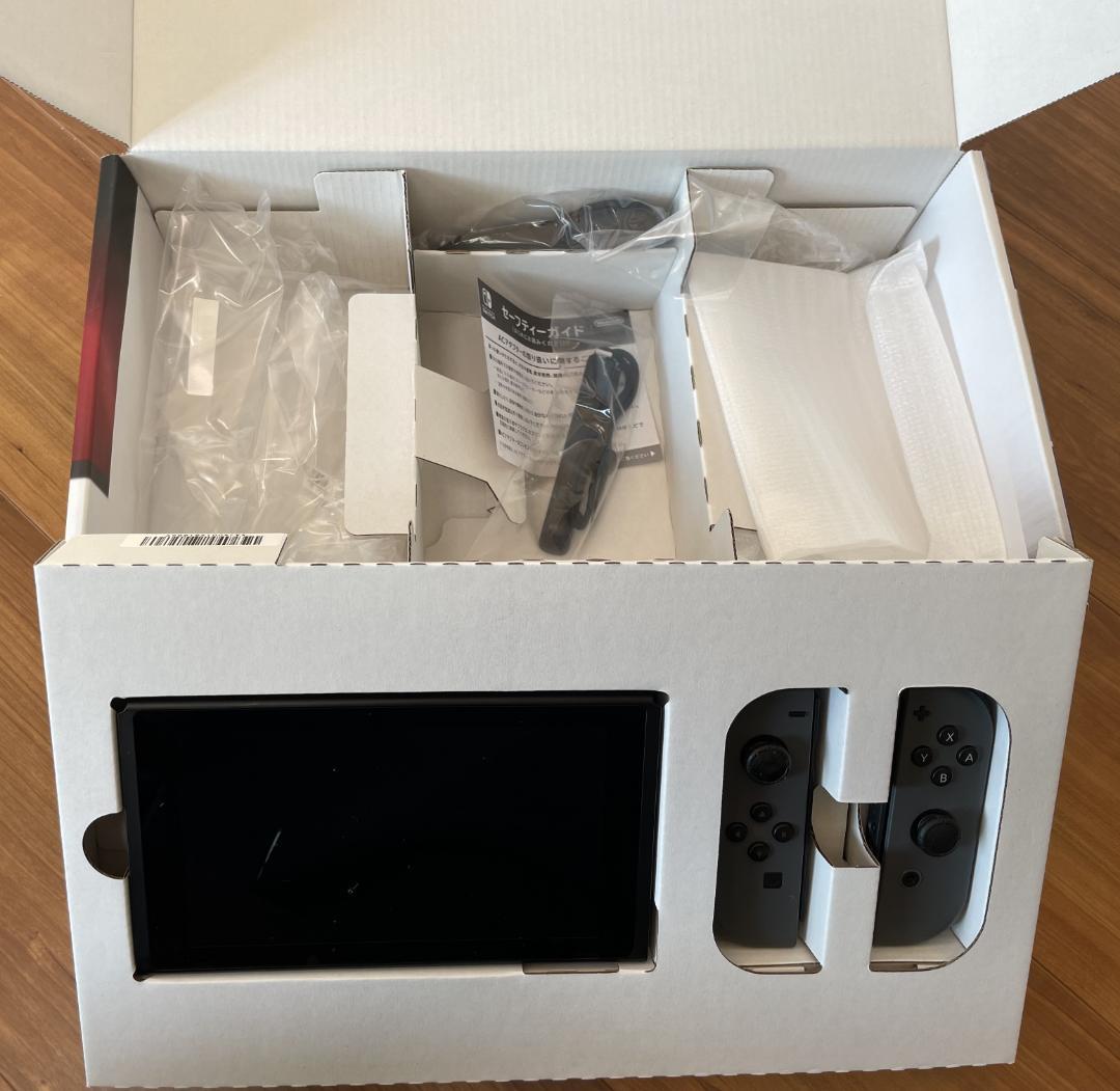 ニンテンドースイッチ 箱有り 画面傷有り
