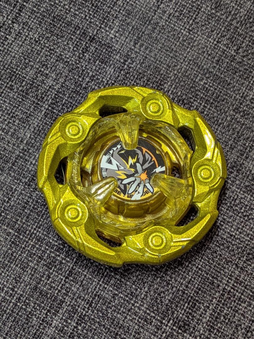 ベイブレードX　ウィザードロッド　ゴールド