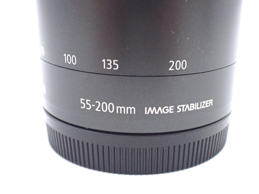 CANONキヤノン EFM55-200mm　F4.5-6.3 IS STM 美品