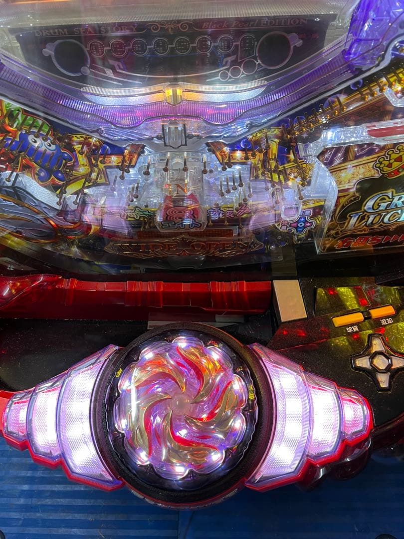 Pドラム海物語IN沖縄SBE 玉パチンコ実機　パチンコ玉で遊べます。