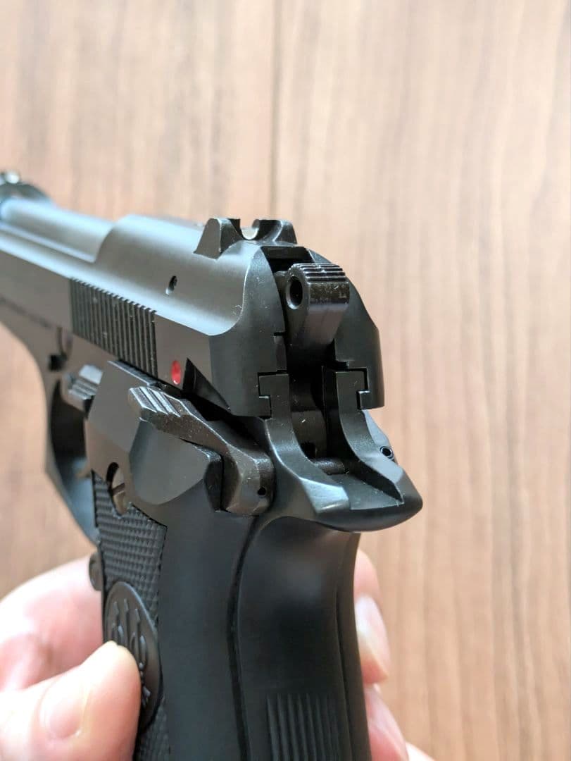 ウエスタンアームズ ベレッタM84FS カーボンブラックHW