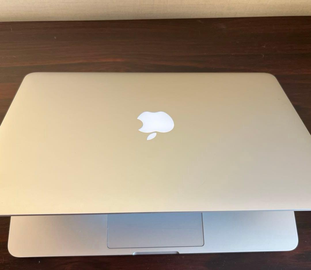 Apple MacBook pro 13.3インチ Core i5, A1502
