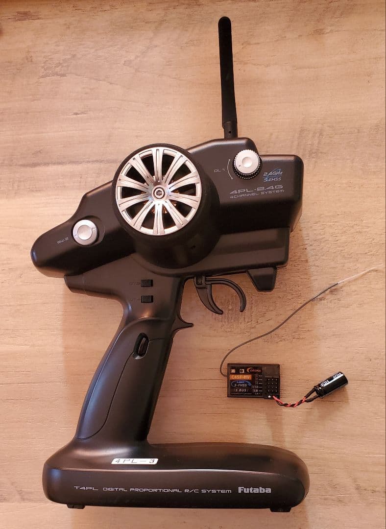 バ*読様 【中古良品】Futaba T4PL &双葉互換CORONA受信機セット