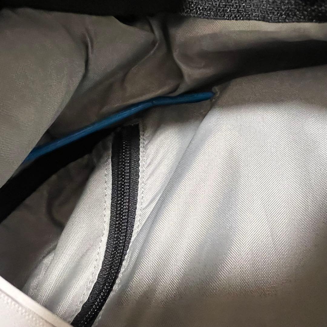 patagonia TRANSPORT ROLLER 90L キャリーケース　黒