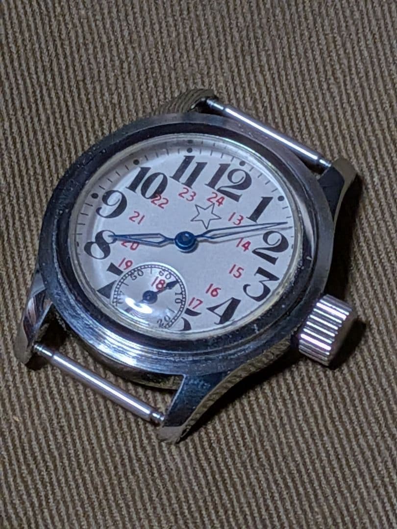 日本軍　陸軍　将校　腕時計　防塵　防湿　二重ガラス　レプリカ　電池式　　可動