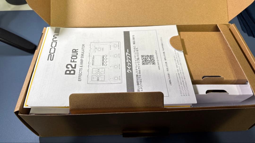 ZOOM B2 Four ベースエフェクター