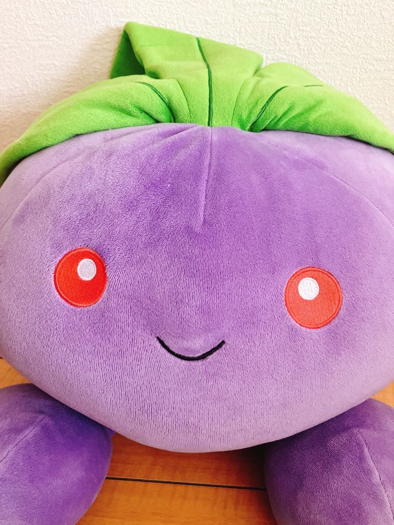 ナゾノクサ　もっちりまんまるクッション