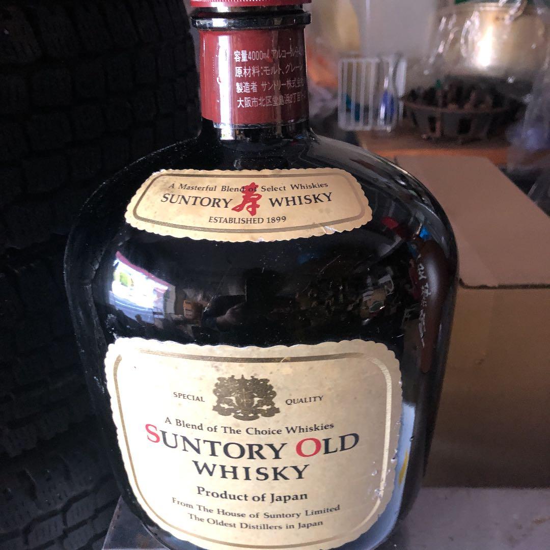 空瓶　サントリーオールド4L