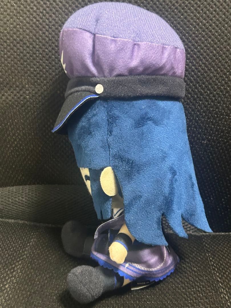 Ado au コラボ FREEDOM ぬいぐるみ