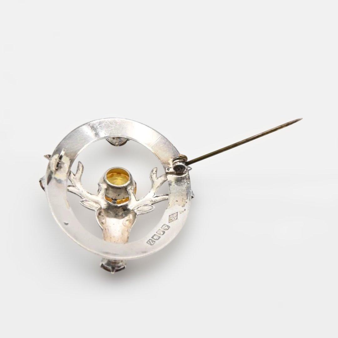 シカの銀製ブローチ　シルバー 英国 スコットランド ケルト　s0922