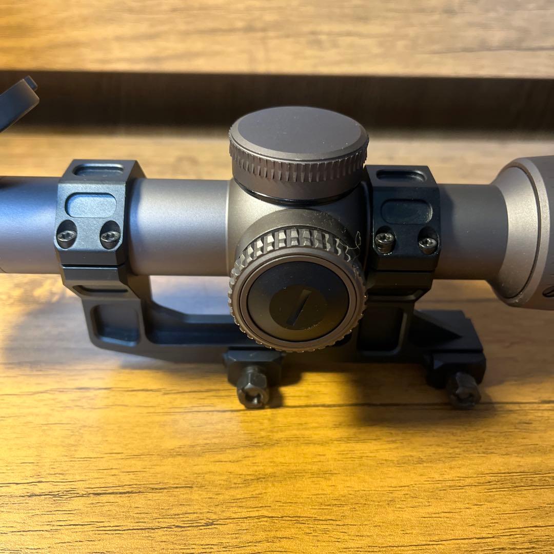 ARROW OPTICS vortex razor hd 1-6倍 レプリカ
