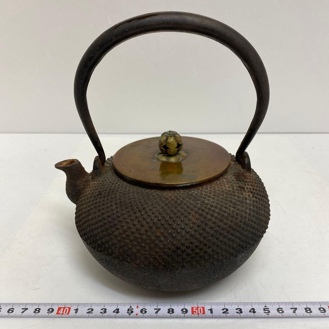 龍文堂　あられ鉄瓶　1322g タニチ　東さ8-0104②