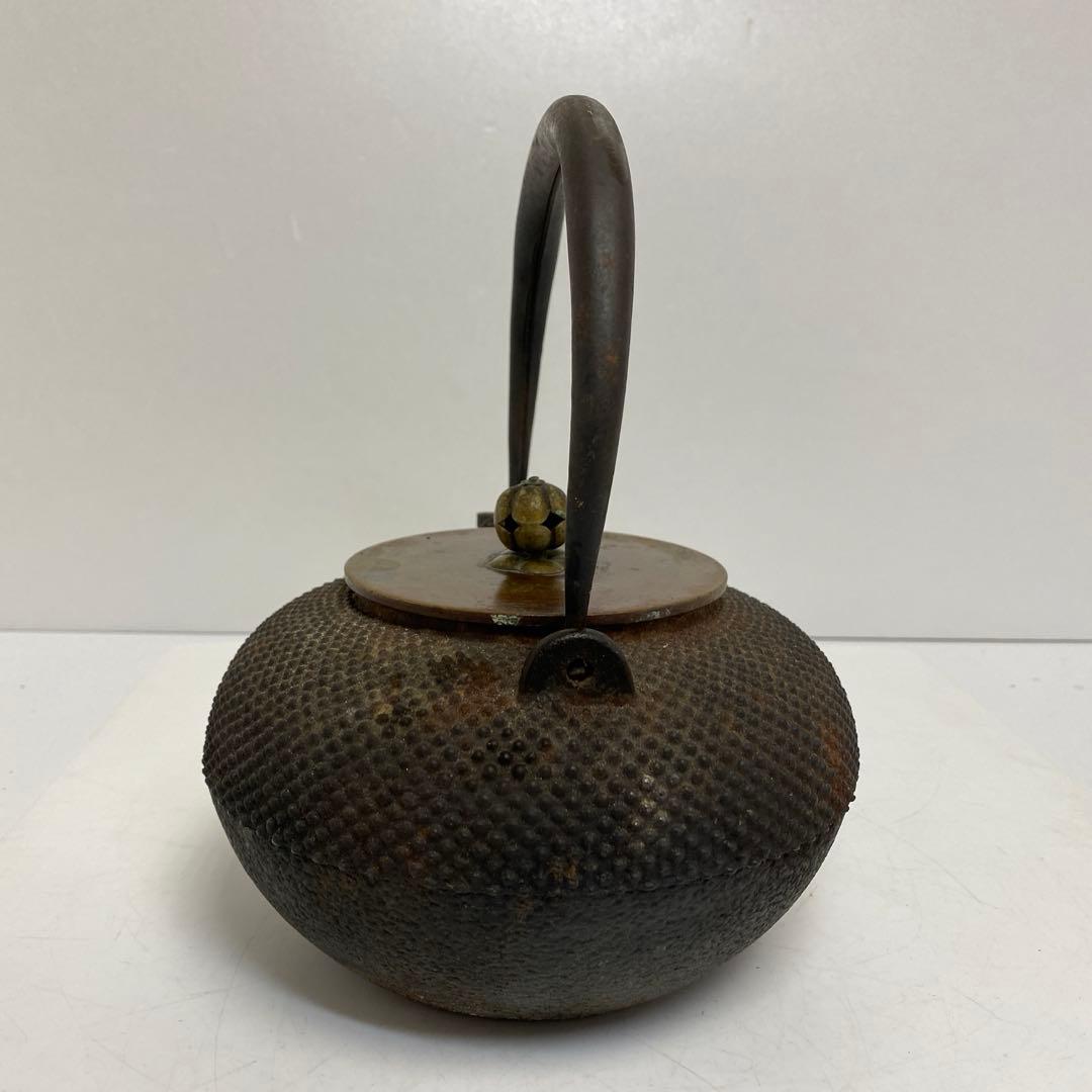 龍文堂　あられ鉄瓶　1322g タニチ　東さ8-0104②