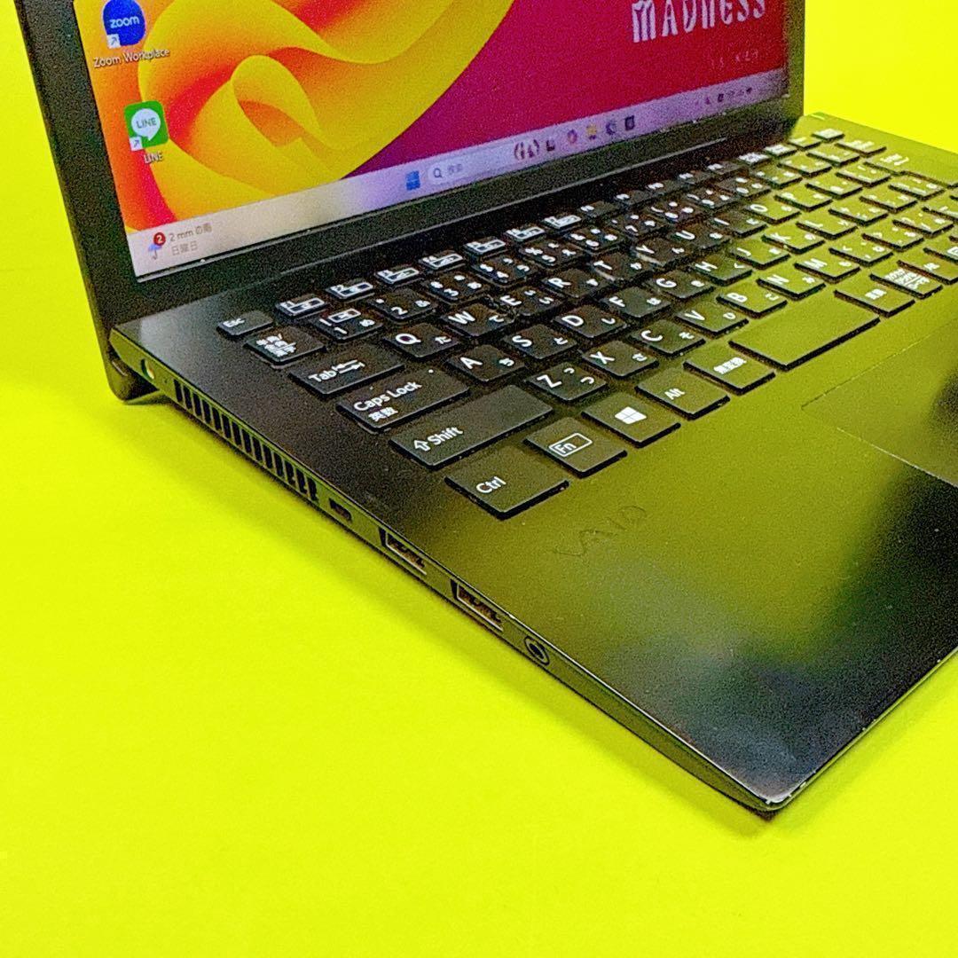 第8世代i7⭐️極速16GB windows11 高性能SSDノートパソコン軽量