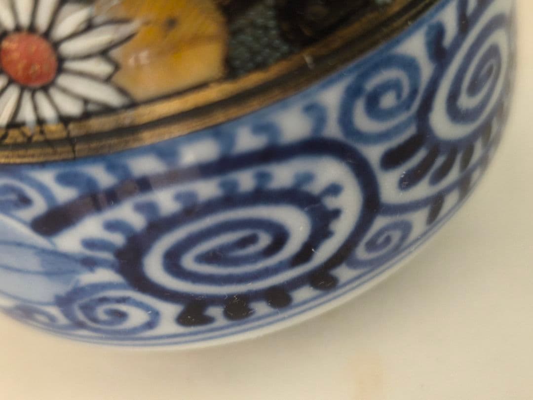 九谷花蛸唐草徳利