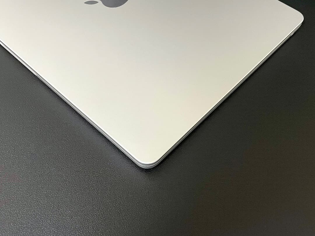 【美品】MacBook Air （M2, 2022）13.6㌅ 箱付 綺麗