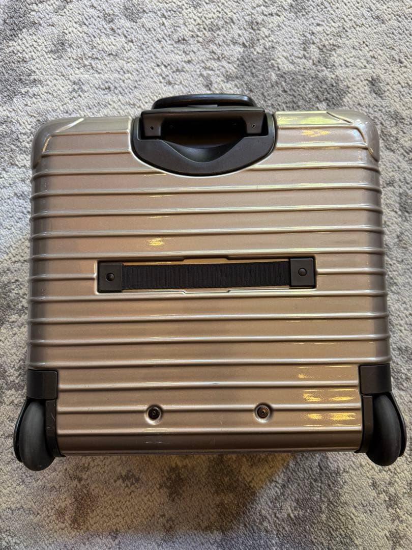 う*た様 RIMOWA サルサ ビジネストロリー 2輪 機内持込み可 25L