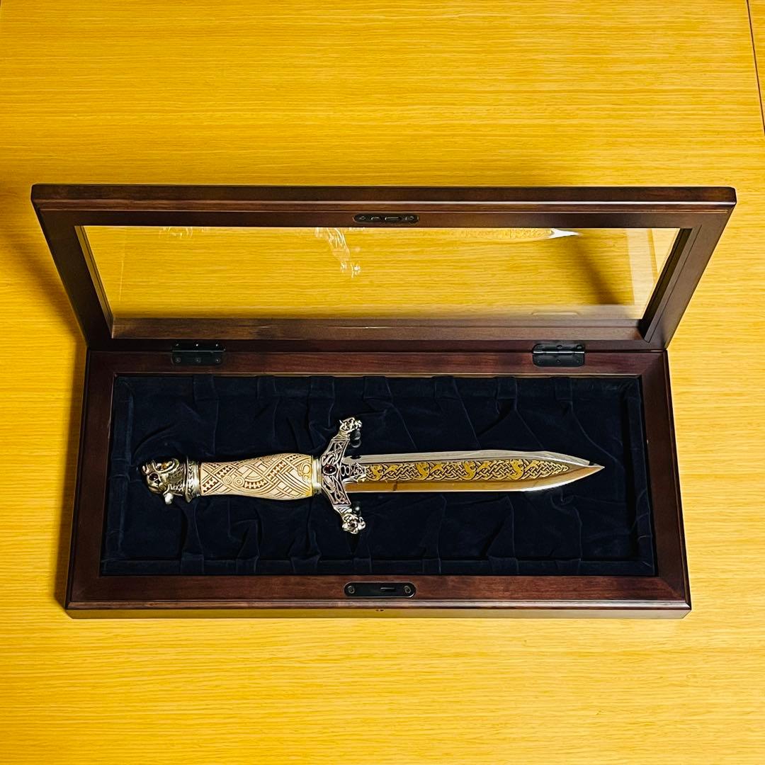 【TRAN VAN THANG】フランクリン・ミント社製バイキングの短剣