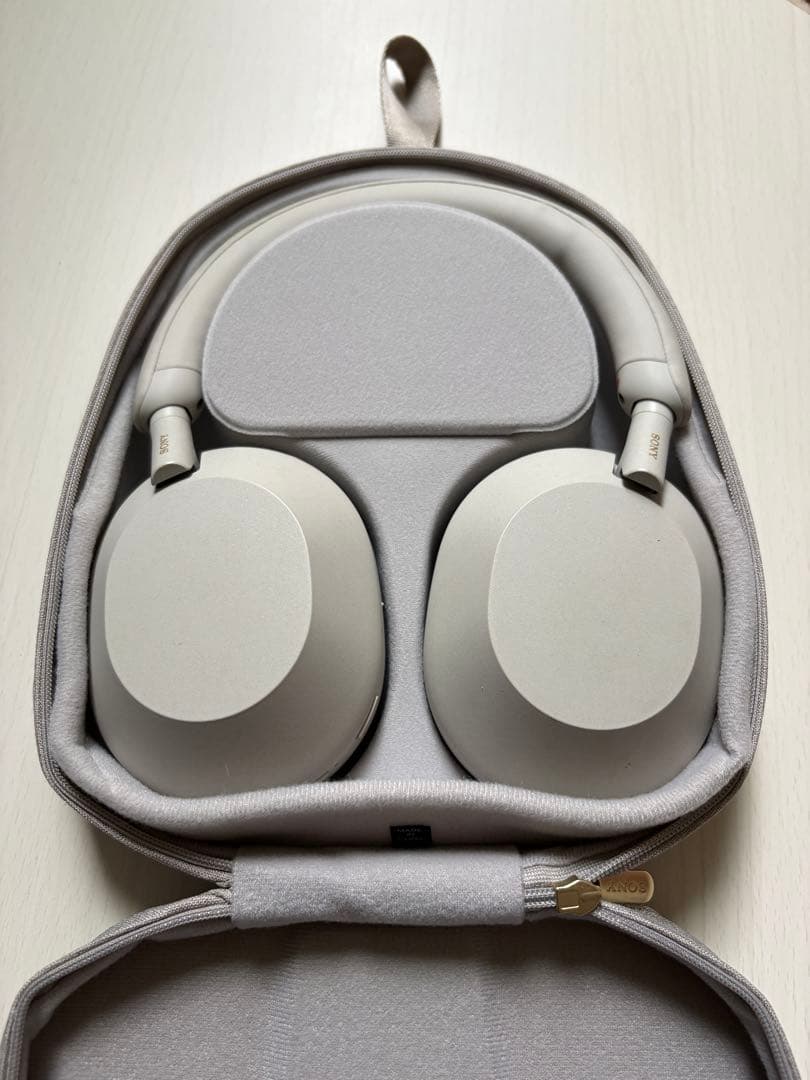 SONY WH-1000XM5 プラチナシルバー