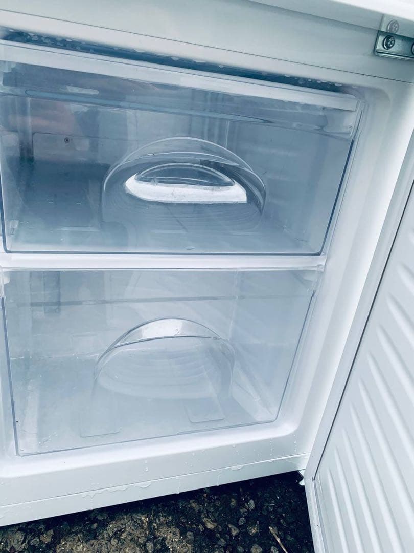 ♦MITSUBISHI ノンフロン冷凍冷蔵庫【2017年製】MR-P15A-B