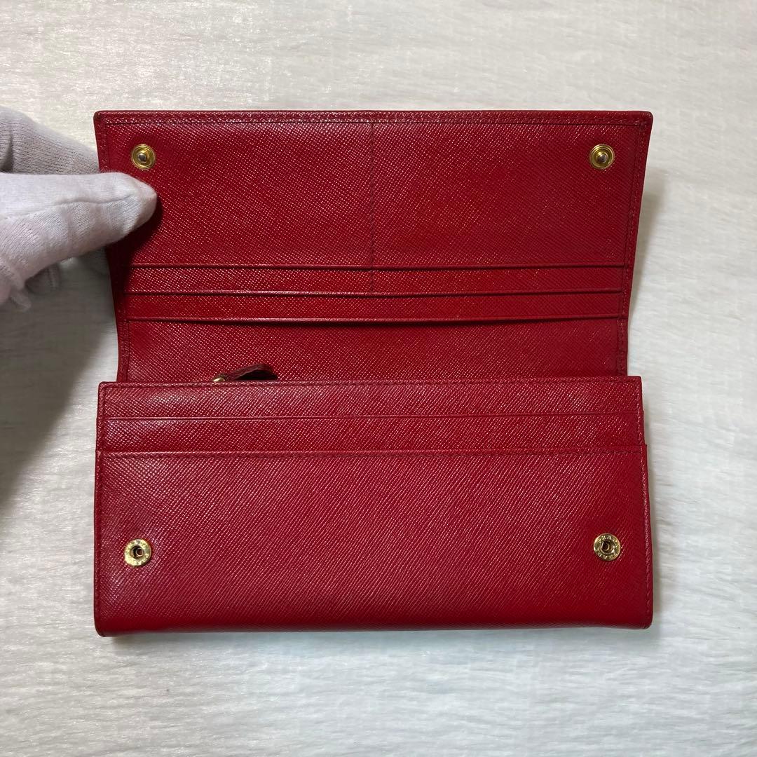 お買い得品　PRADA プラダ　サフィアーノ　長財布　赤　付属品　三角ロゴ