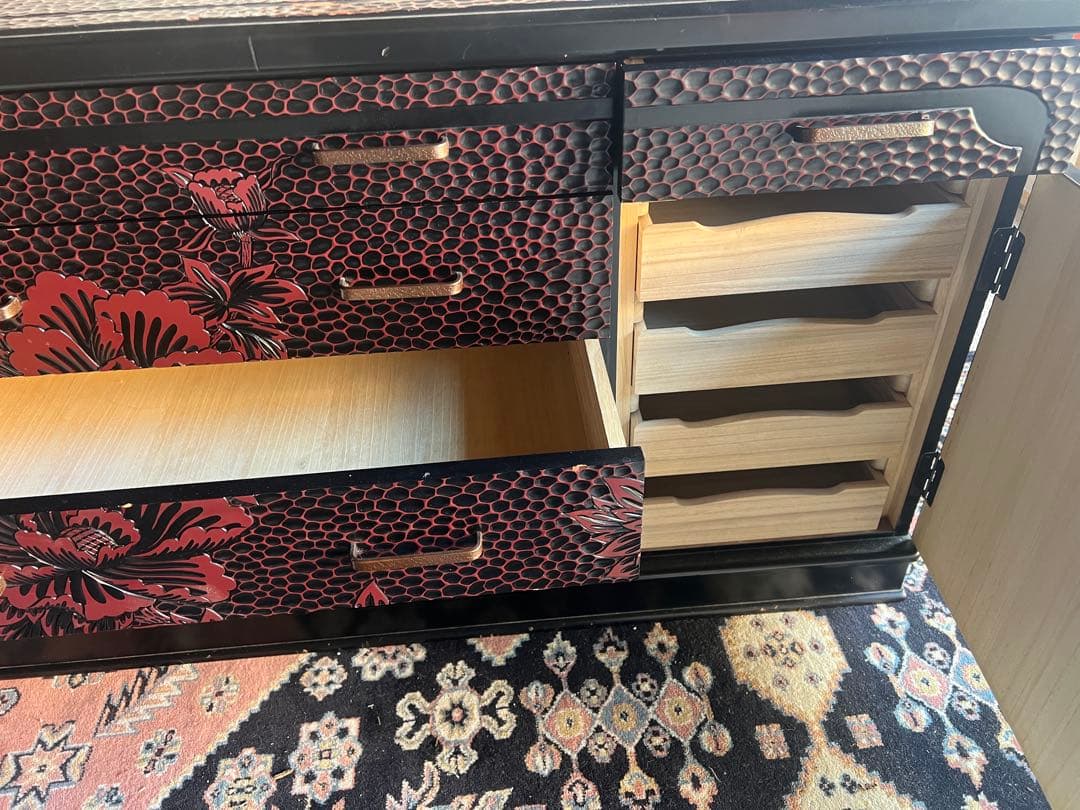 タンス　鎌倉彫　チェスト　CAPIC タンス