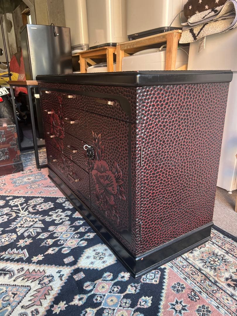 タンス　鎌倉彫　チェスト　CAPIC タンス