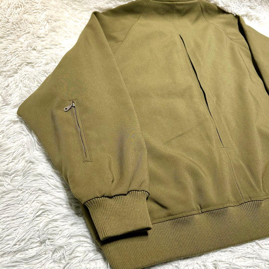 EOS by Rhea company】CAMBIO ボンバーブルゾン L