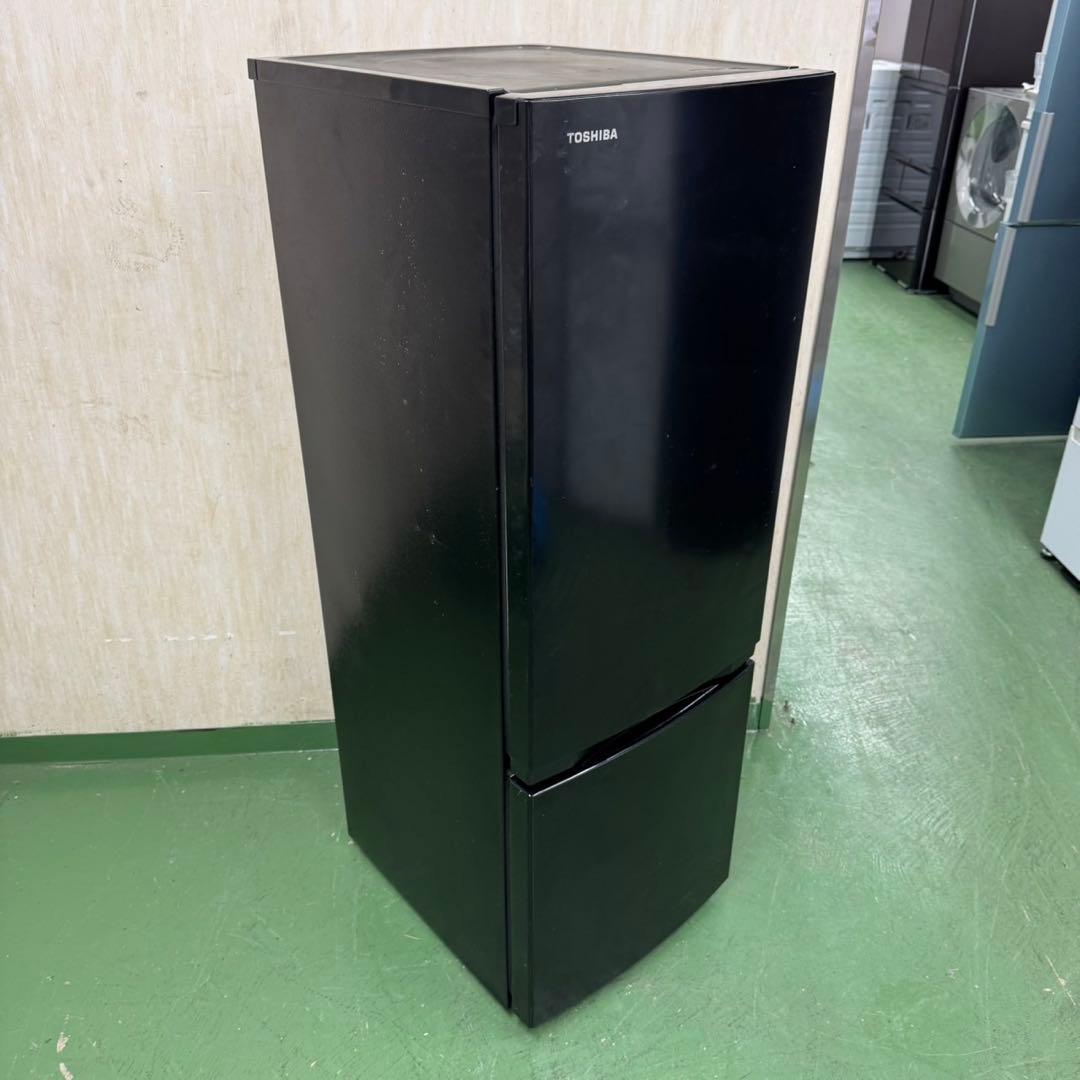 240★2021年製★東芝　冷蔵庫　ブラック　黒　大型　一人暮らし