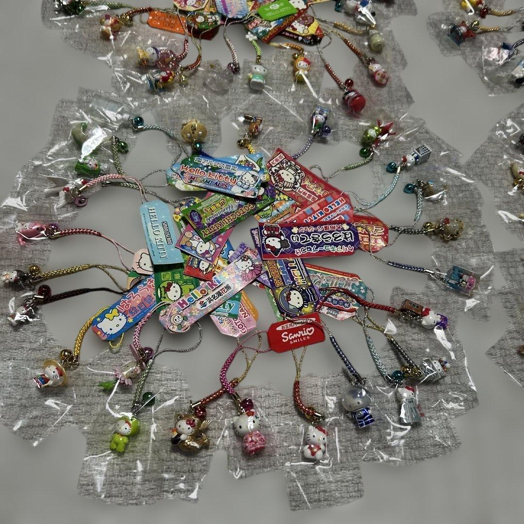 ご当地キティまとめ売り　❹