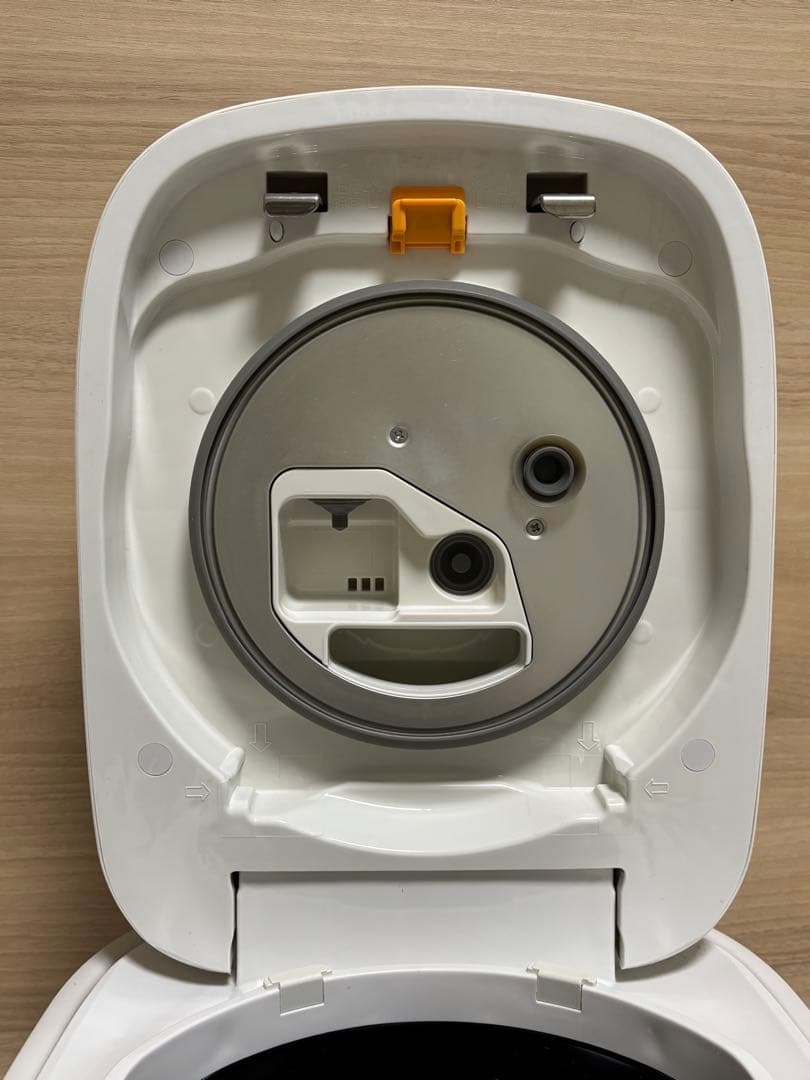 象印　圧力IH炊飯ジャー NW-CB10