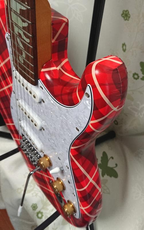 1月20日まで フォトジェニック ストラト ギター タータンチェック